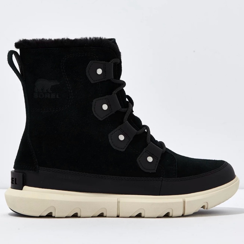 Sorel Black and Cream Winter Boots - Size 10